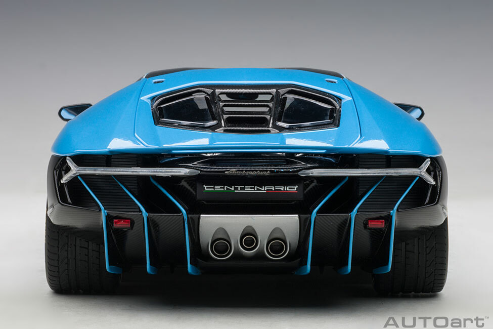 LAMBORGHINI CENTENARIO LP770-4 COUPE CEPHEUS BLUE PEARL 1:18