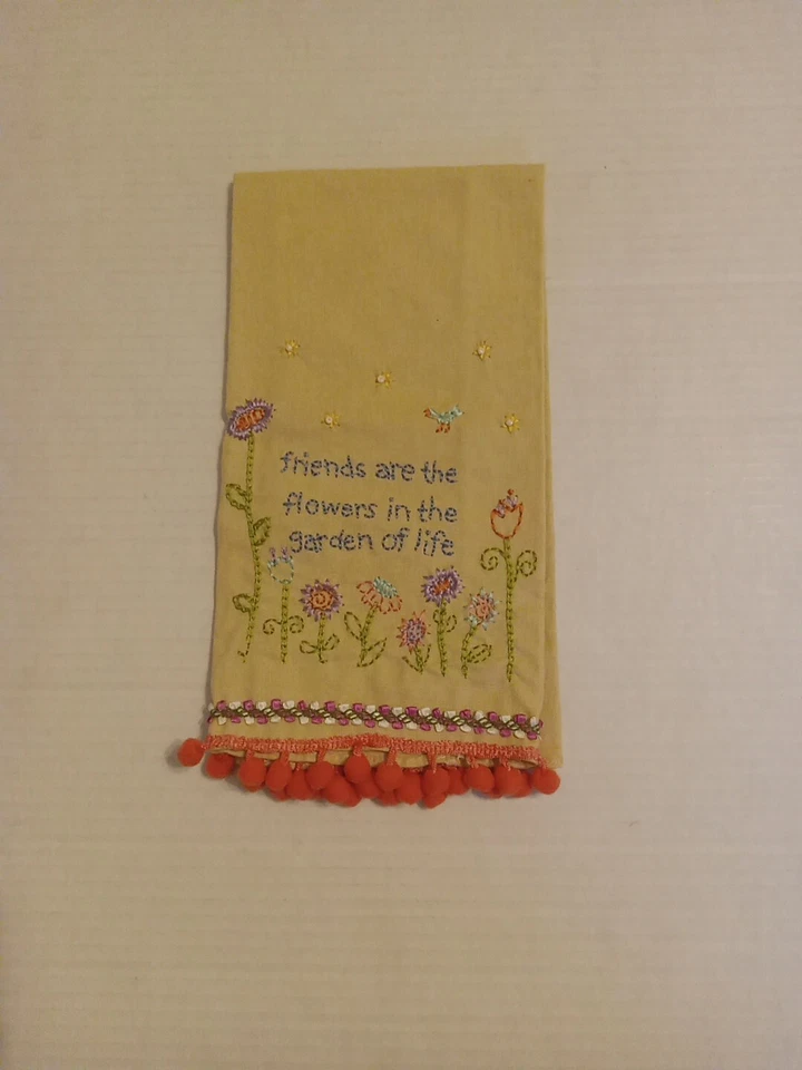 Toallas de plato vintage bordadas a mano de muselina vida natural. 2 manchas en la espalda Foto 2 de 4