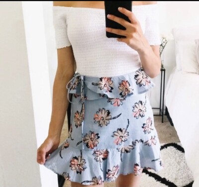 blue floral mini ruffle skirt