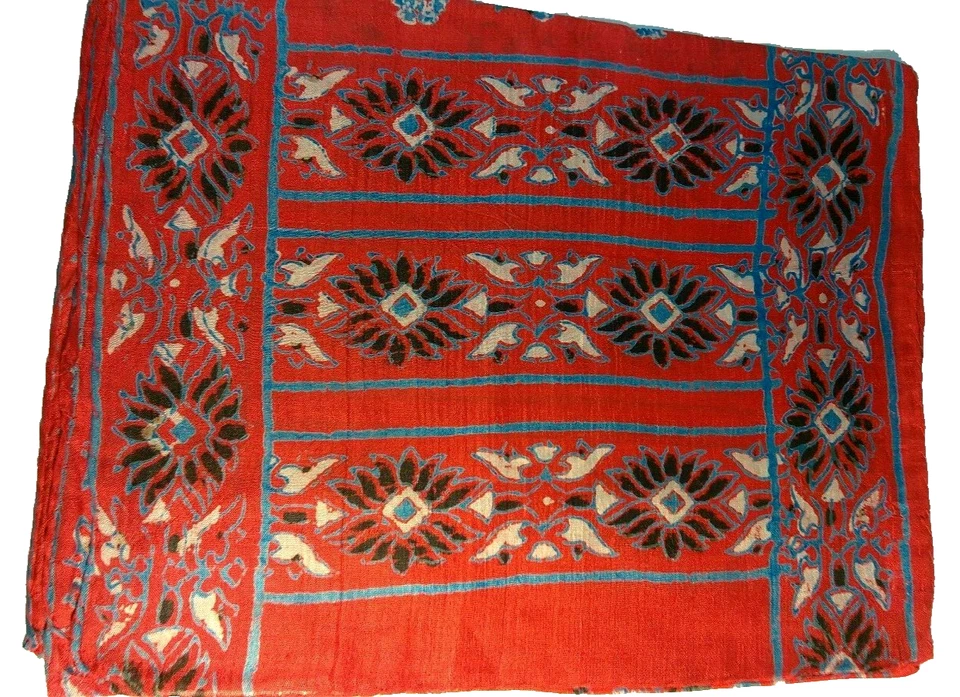 Bufanda Larga Paisley Roja Pura Seda Hecha en India Rodada a Mano Años 70 TESORO Foto 4 de 4