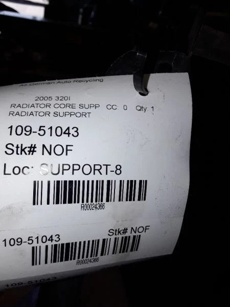 SUPORTE DE RADIADOR 01 02 3 04 05 BMW 320I - Imagem 3 de 3