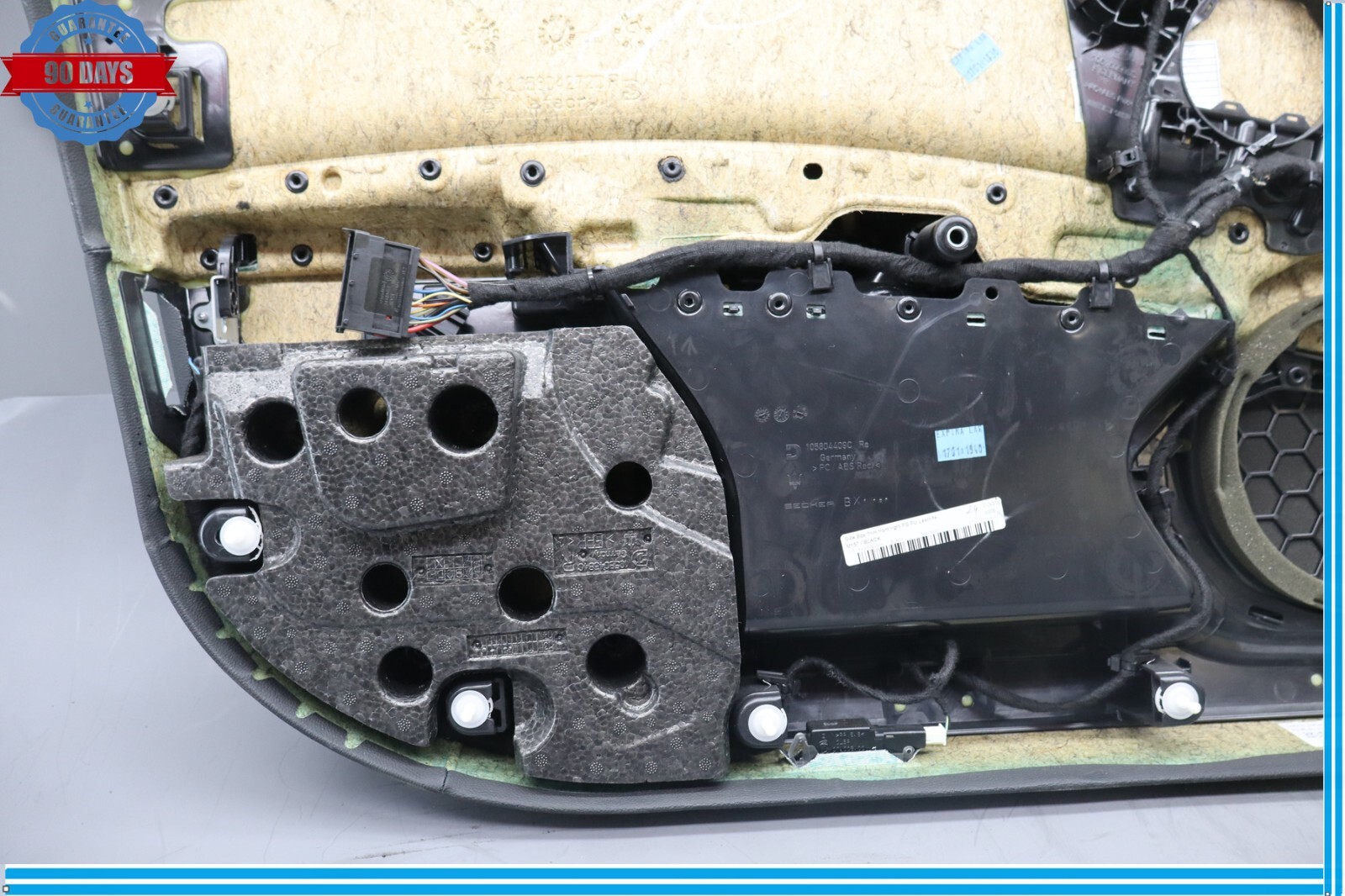 14-17 Maserati Ghibli Front Right Side Interior Door Panel Assembly Black Oem