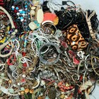 Massive Bulk Vintage-Now Wearable Costume Fashion Jewelry Lot ~ 21 lbs 7.7 oz 🔥 — photo 6