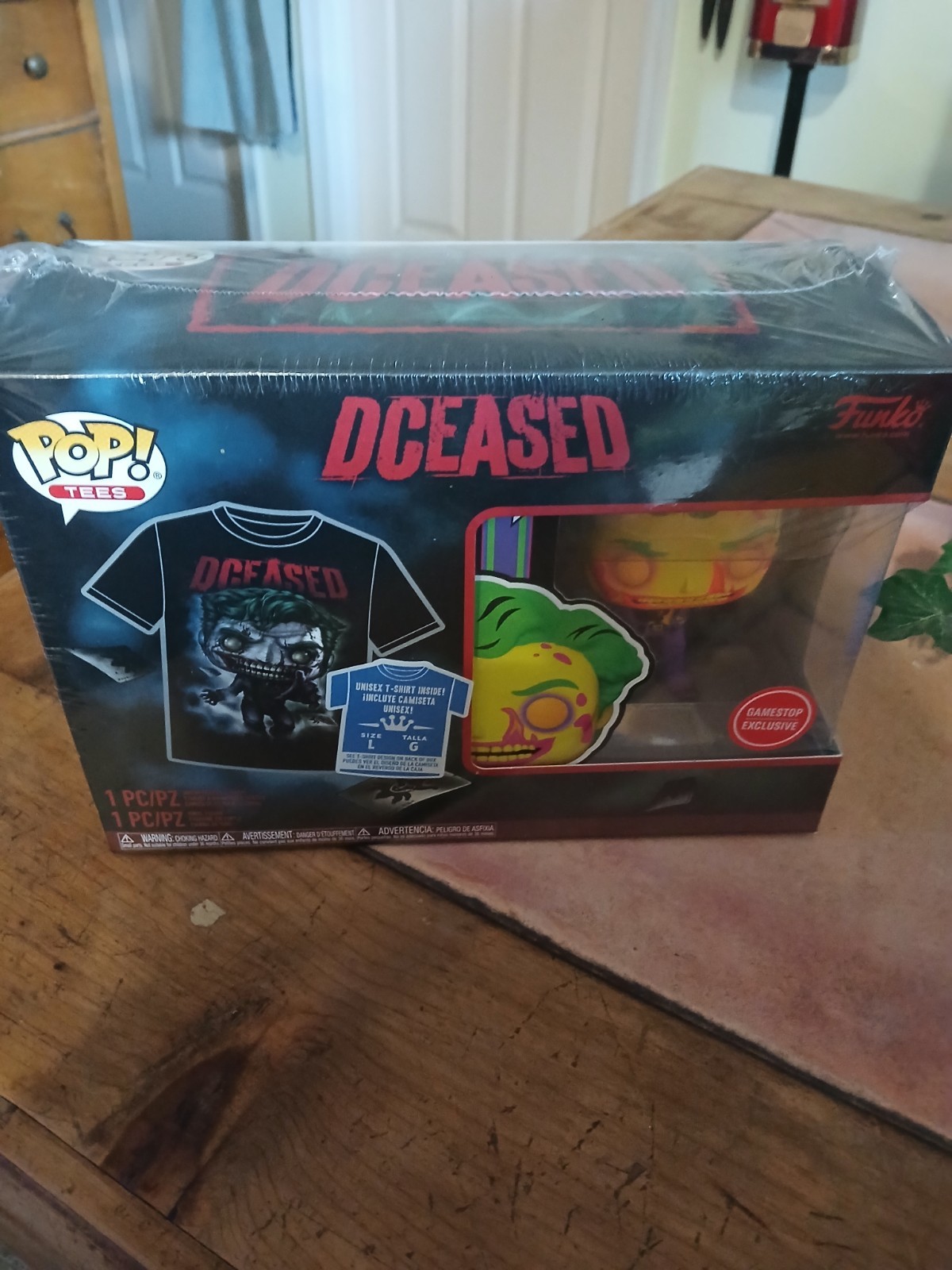 Funko Pop! Tees DCeased The Joker GameStop Exclusive Vinyl Figure & T-Shirt