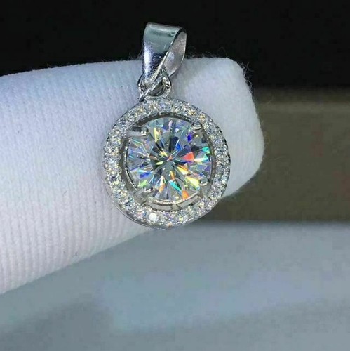 2.CT Round Cut VVS1 White Moissanite Halo Pendant Solid 9k White Gold Gift - Picture 4 of 4