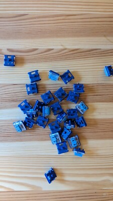 Kailh Low Profile Choc Switches - Light Blue (linear / 20gf) - 30 stück