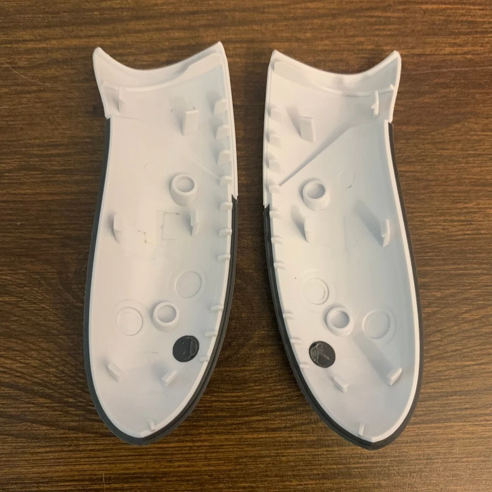 Microsoft Xbox One Elite Series 1 Controller Replacement Side Grip Panels White - Image 3 of 3