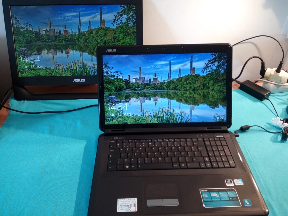 ASUS-X70I de intel Dual-Core/stockage 320Go/ssd-64Go avec Windows 10 &(17,3") - Photo 4/4