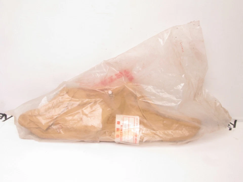 Suporte de apoio para os pés de degrau direito Honda 50640-438-611 fabricante de equipamento original CB750F 1979-82 NOS - Imagem 3 de 3