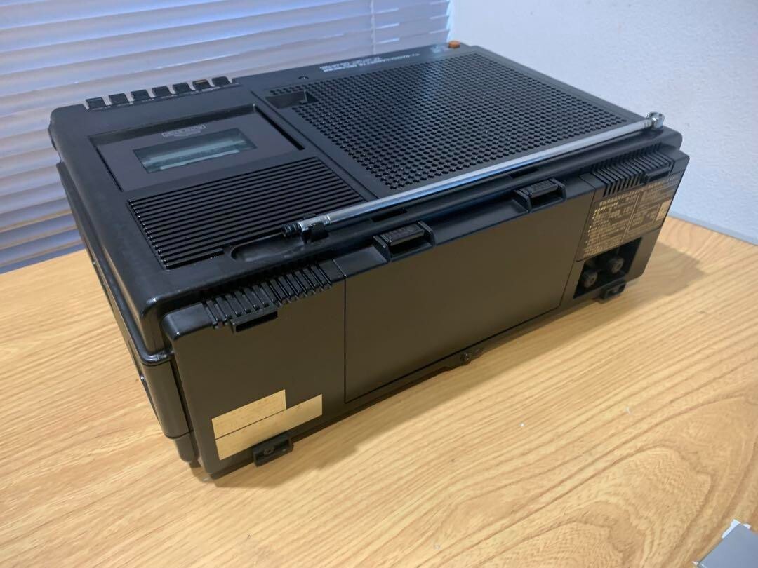 ナショナル　ラテカセ　TR-512F　USED ナショナル ラテカセ TR-512F USED
