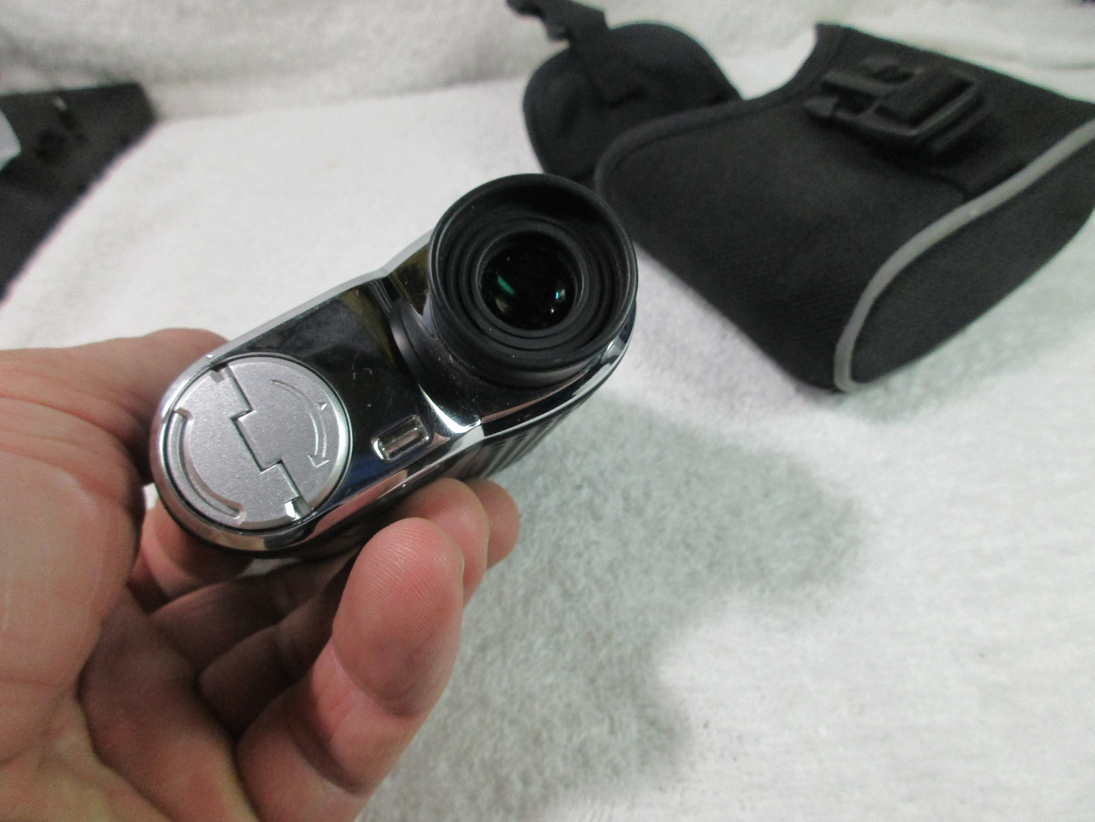 Leupold GX5I3 Laser Digital Golf Rangefinder 172441 used with case