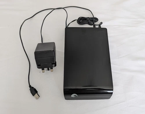 Seagate 500GB  Expansion External Drive - Unused, Black, Mains Lead, USB Lead