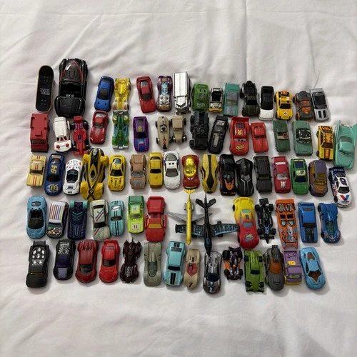 Hot Wheels & Matchbox / Mattel Lot 85 Cars/ Trucks Old Some Vtg Toys Rare Lot