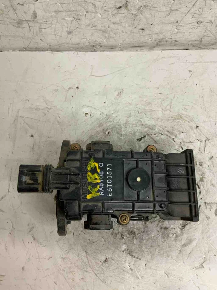 Расходомер воздуха 1989-1992 Mitsubishi Mirage Sdn MD118125 E5T01571 1,5 л 4 цилиндра 59769 - Изображение 3 из 4