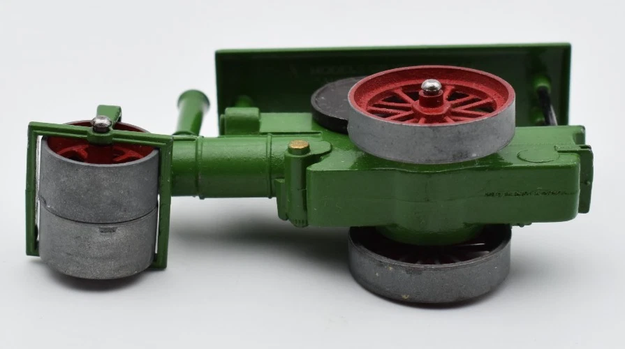 Matchbox MoY Yesteryear Y11 Aveling & Porter Steam Roller green. Lesney England - Image 4 of 4