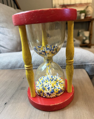 Playskool Wooden & Plastic Hourglass Egg Timer Toy w/ Clear Beads Red Yellow