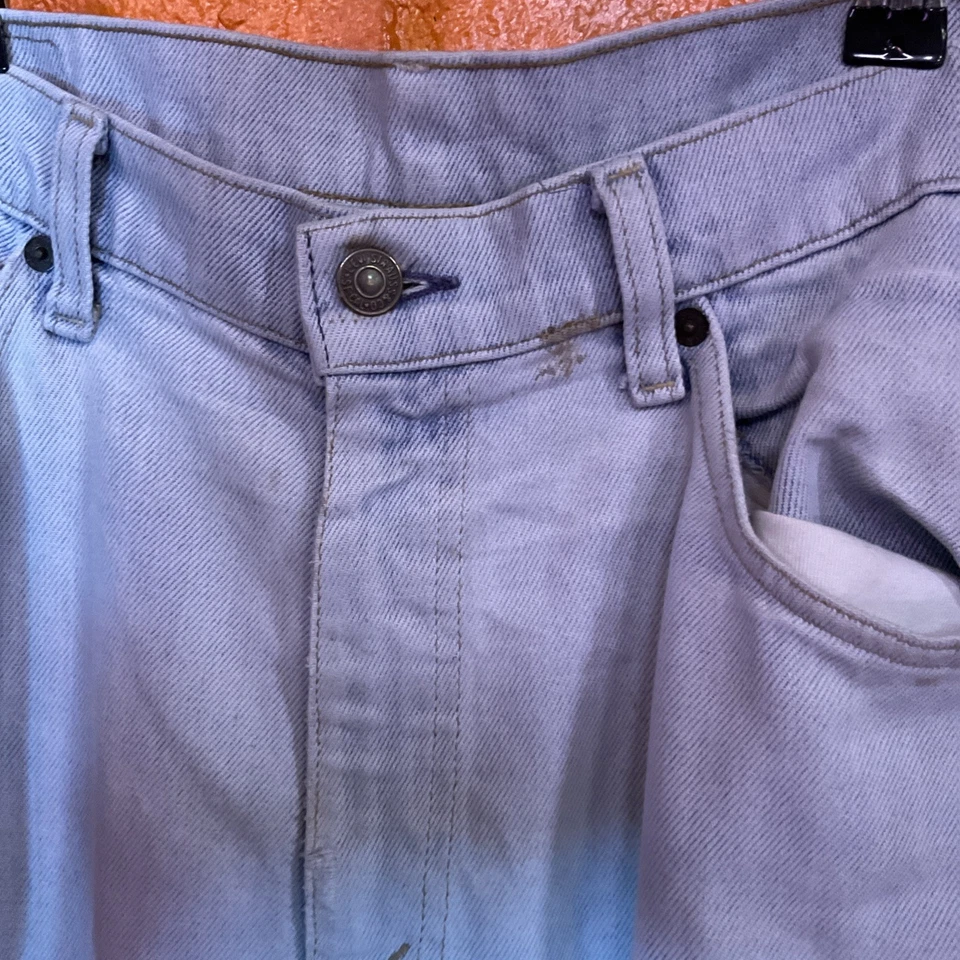 Jeans lavado com aba laranja 60’s/70’s Levi’s tamanho 38/32 - Imagem 2 de 4