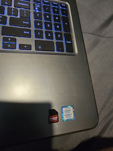 Dell Inspiron 15 5567 i7-7500u 8gb ram 1tb hdd laptop with Lighted Keys USED - Afbeelding 2 van 4