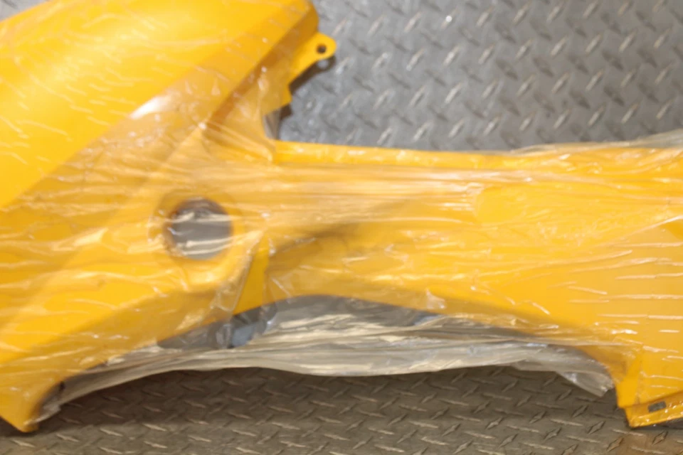 03/05 Carenado Guardabarros Cubierta Tanque Izquierdo Honda TRX650/Rincon 650 83650-HN8-000ZA Foto 3 de 4