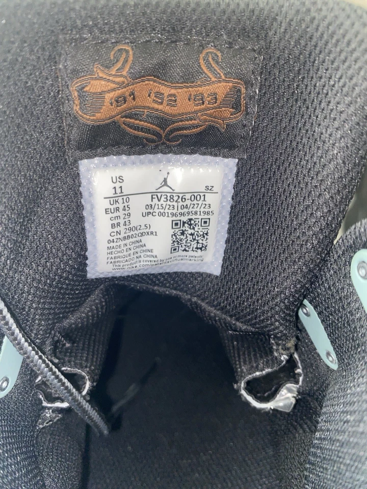 Hombre Negro Jordan’s Us 11 Foto 2 de 4