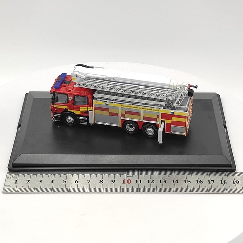 OXFORD 1:76 Scania Ladder Fire Rescue Alloy Car Model 76SAL005 - Picture 18 of 20