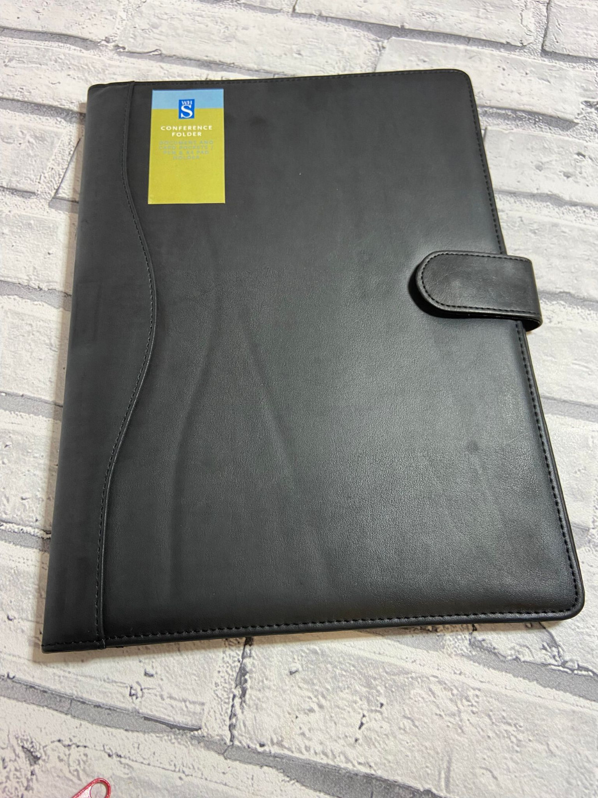 WHSmith Conference Folder Document and card pockets / pen and A4 pad