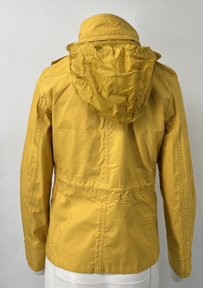 Burberry ボンバージャケット ma-1 イエロー Burberry ボンバージャケット ma-1 イエロー Burberry Nylon