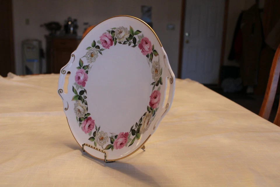 Plato grande para servir pasteles Royal Worcester Fine Bone China Royal Garden Elgar Foto 2 de 4