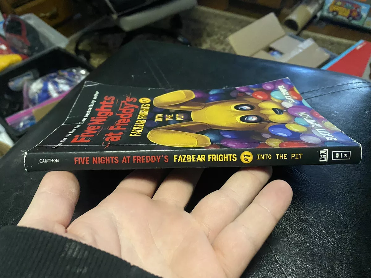 I Got FNAF Into The Pit Fazbear Frights #1 Book 