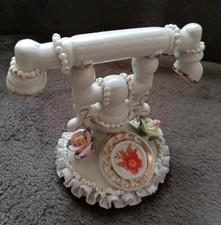 PA1/  BC VINTAGE STATUETTE TELEPHONE FLEURS ROUGE TRES BON ETAT 
