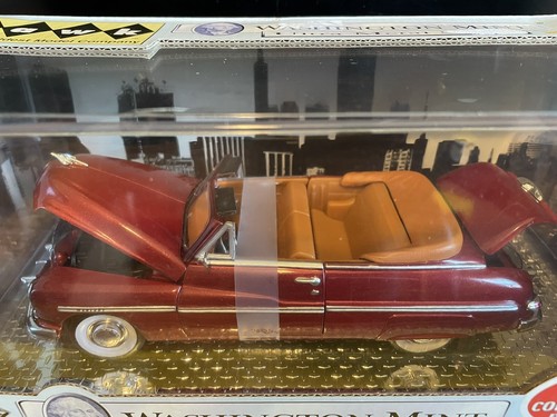 1949 MERCURY CONV. 1/24 WASHINGTON MINT CAR NIB BY HAWK TOY CO. W/DISPLAY CASE - Picture 3 of 7
