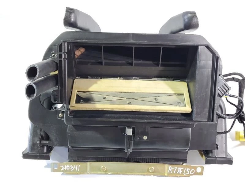 Испаритель переменного тока F136R 4,2 л от оригинального производителя 2002 Maserati Spyder CC - Изображение 4 из 4