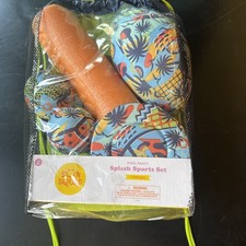 Splash Bombs Pool Party Sun Squad 4 Football 2 Balls Carry Case Flings New..