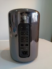 Apple Mac Pro 2013 6.1 / 3.6Ghz 6 Core / 16GB RAM / 256GB SSD / Leggi Descrizione