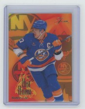 2025-26 UD Flair Hot Hues Anders Lee (RapAlb)