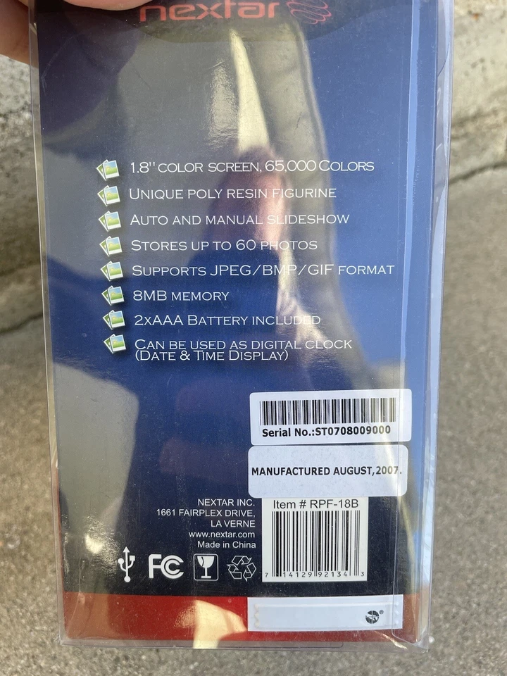 Nextar RPF-1503 1.5-Inch Digital Photo Frame Figurine (Snowman, White) Christmas - Image 3 of 4