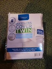 Interiors Twin Mattress Cover Zippered Water Resistant 39"×75"-New