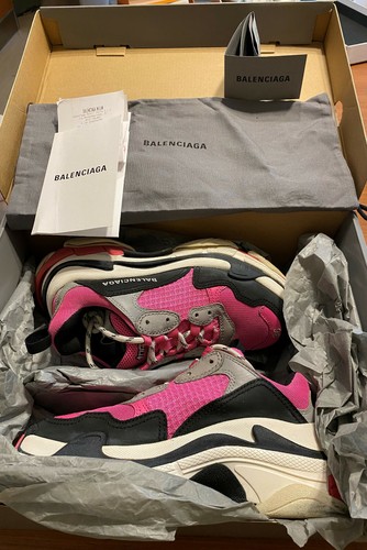 Sneakers Balenciaga triple s 534162W09OM1000 nero | FRMODA.com