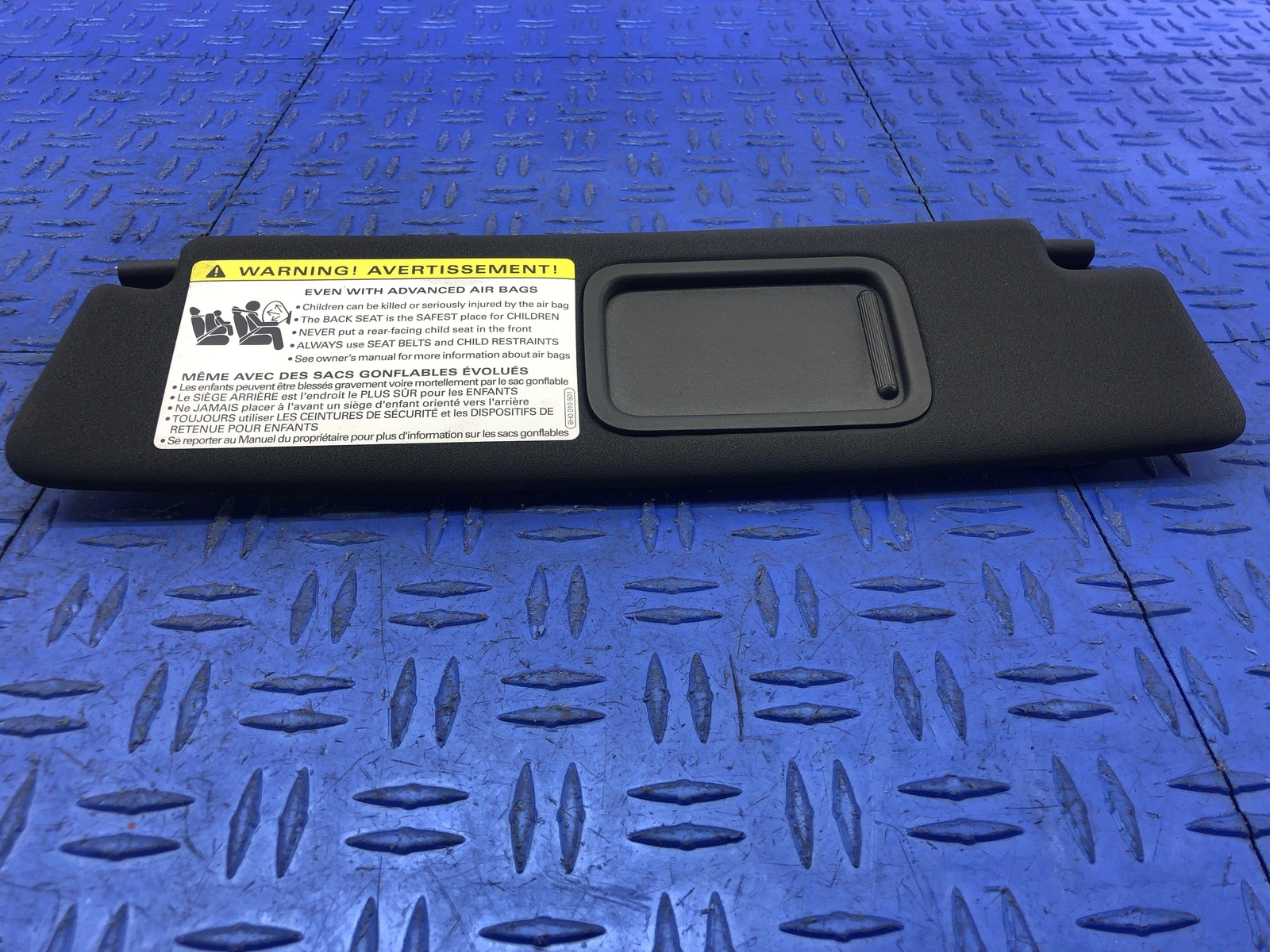 2008-2015 AUDI R8 FRONT RIGHT BLACK SUN VISOR 420857552A25M OEM