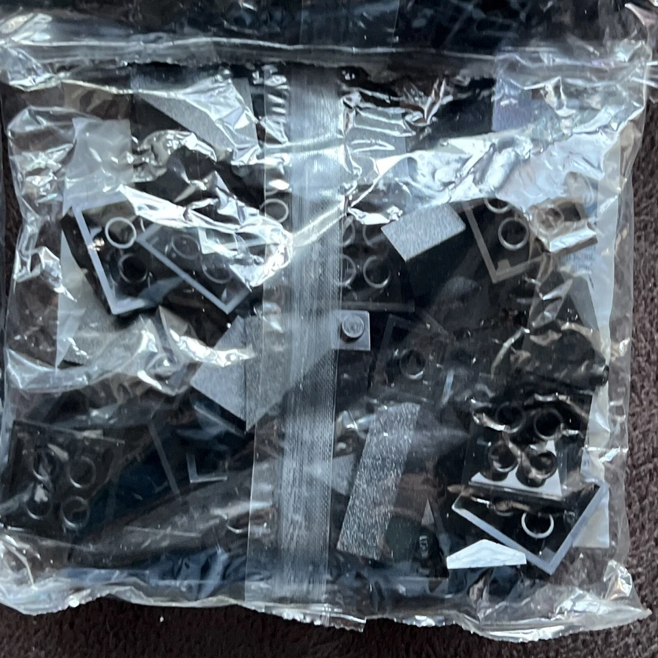 LEGO BULK UNOPENED Roof Tiles Sloped 3497 B004 3495 + 2 10053 =260 pcs in 5 Sets - Image 4 of 4