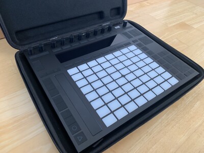 Ableton Push 2 MiDi controller + Live 10 Suit incl. NEUOVP + Case