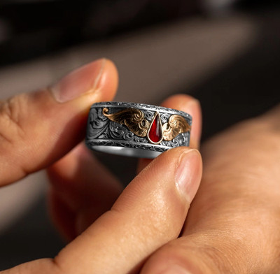 Warhammer 40k  Blood Angels of Sanguinius Space Marines ring for collection