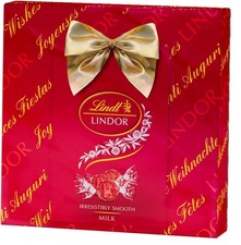 Lindt Lindor Milk Chocolate Wrapped Gift Box – Large 287g