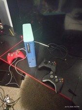 Xbox 360 E-250GB-primary blue secondary light blue-Home Console