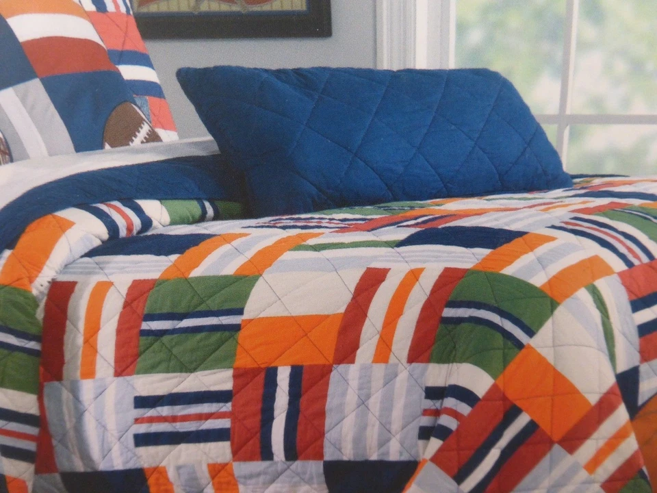 Juego de 6 edredones, farsa, sábanas y almohadas decorativas deportivas auténticas para niños NUEVO EN PAQUETE Foto 4 de 4