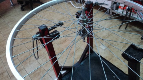 RUOTA BICI POSTERIORE 26 X 1/3/8 36 FORI CITY BIKE ALLOY MOZZO CON DADI |  eBay