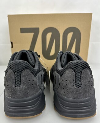 靴 adidas YEEZY 700 Utility Black 27.5 Yeezy 700 Utility Black Review!! - YouTube