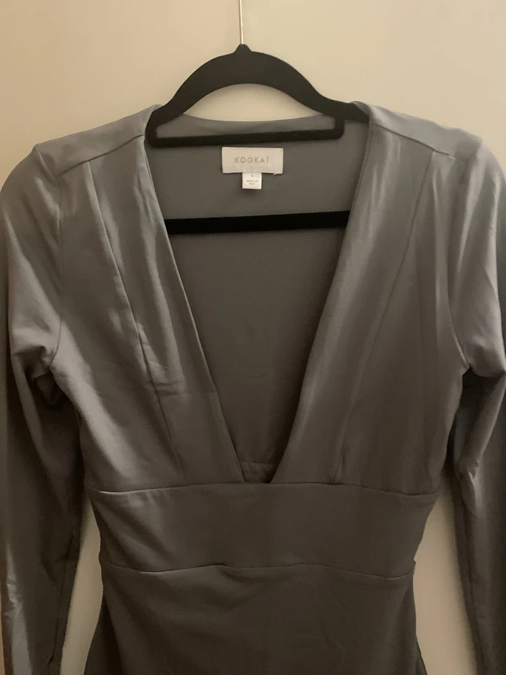 Kookai Women's Dress Size 1 XS 6 Grey Long Sleeve Bodycon Deep V - image 4 of 4