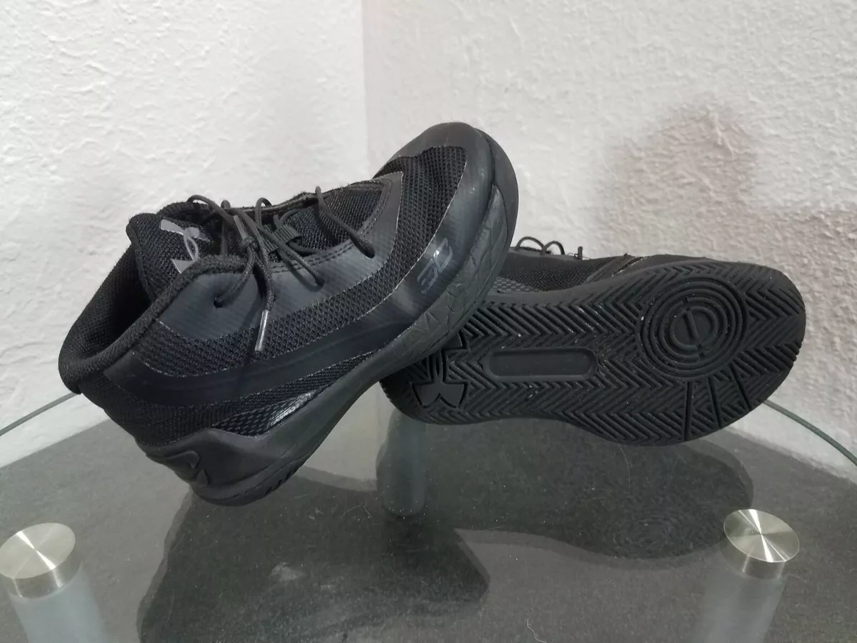 Under armour curry 3 black kids sales
