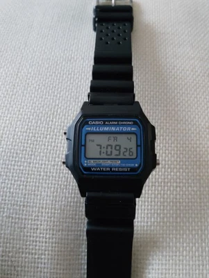 Casio F105W-1A Illuminator Watch With Extra Long Black Rubber Strap.